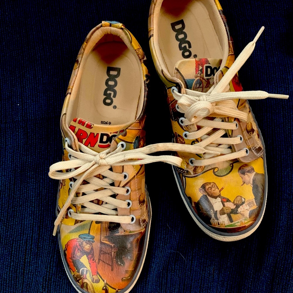 Dogo vegan leather sneakers- like new